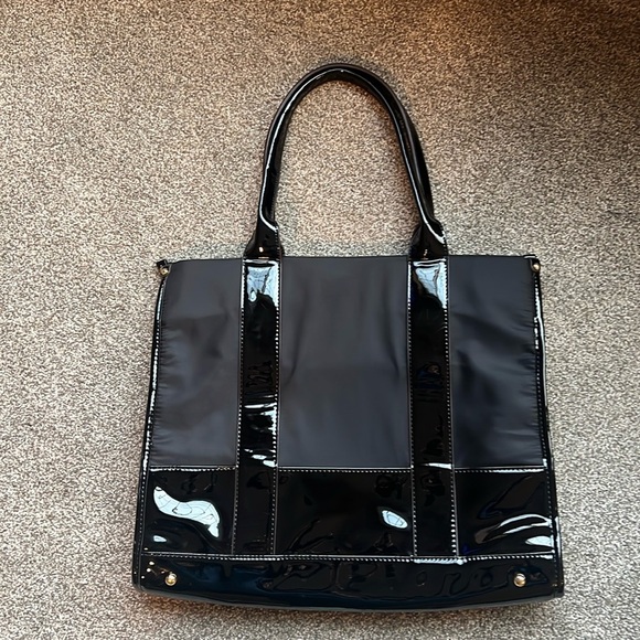 Aimee Kestenberg Black Heston Nylon XL Adjustable Shoulder Purse Travel
Tote Bag - Picture 2 of 6